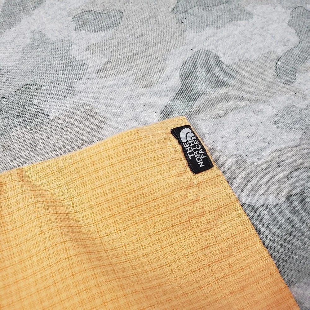 The North Face Shirt Mens Large Orange Pockets Short Sleeve‎ Button Up